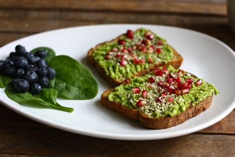 I'm a true believer in the power of breakfast, and feel strongly about beginning the day with tacos. Avocado Superfood Breakfast Toast | The Full Helping