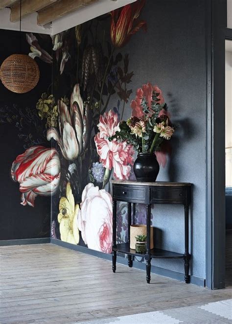 Traditional and modern floral prints for bedrooms, living rooms, and kitchens. Organic Interior Design: Florals - 20 pics - MessageNote