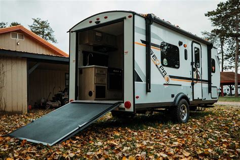 Genesis Toy Hauler Travel Trailer With King Beds