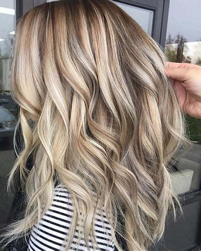 Remember that a solid hair color always loses when compared with modern dimensional coloristic solutions. 2020 blonde hair colors for women who are always stylish ...