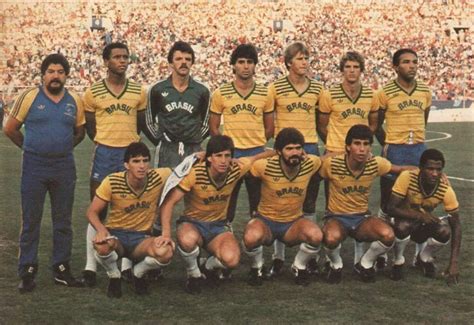 A equipe chegou à final em três ocasiões, em 1984, 1988. Com base do Inter, a primeira medalha olímpica do Futebol ...