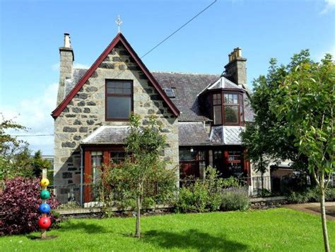 The dog cabin grooming salon. The Schoolhouse, Daviot, Inverurie | Home, House styles ...