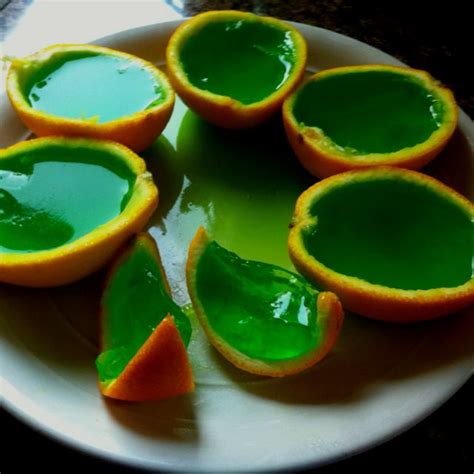 And to be perfectly honest, it's more of a cream color than true white. Jello oranges with alcohol, best jello shots ever! | Best ...