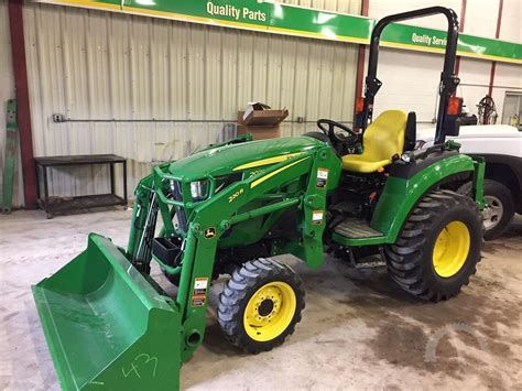 2017 John Deere 2032r Online Auctions