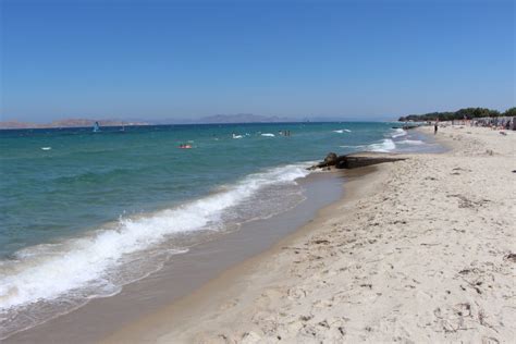 До эгейского моря турции 160 м. The Marmari beach on the island of Kos in Greece.