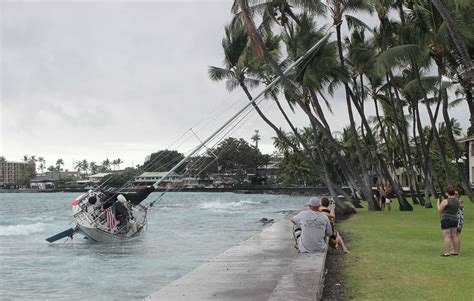 Sailboat Runs Aground No Injuries Reported After 38 Foot Vessel Broke