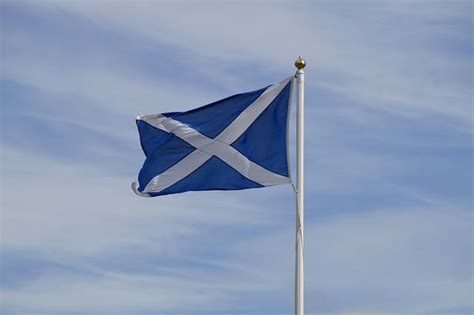 Descubre la mayor gama de banderas. 【Bandera de Escocia: Historia y Significado】