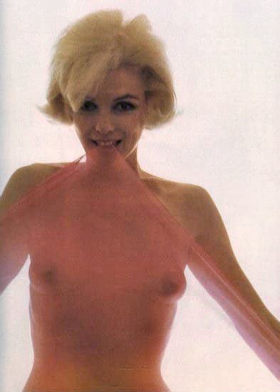Marilyn Monroe Boobpedia Encyclopedia Of Big Boobs My Xxx Hot Girl
