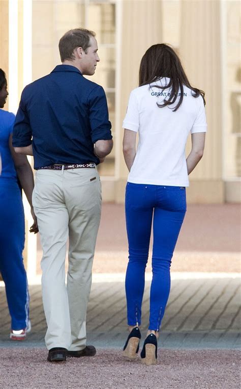 Kate Middleton In Tight Blue Jeans Receiving The Olympic Torch At