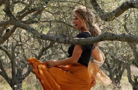 Mamma Mia Mia 3 Lily James Downton Abbey Orange Maxi Skirt Vision Board Sensual Dancing