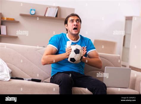 Angry Soccer Loser Hi Res Stock Photography And Images Alamy