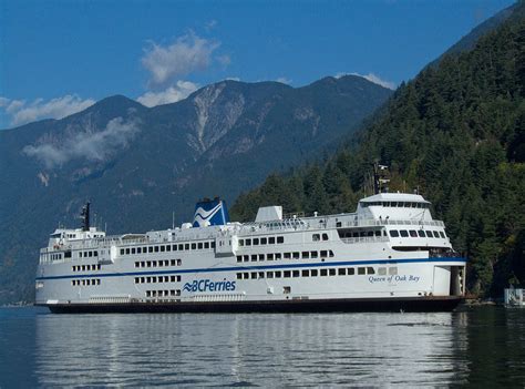 Queen of oak bay was quickly repaired and tested at sea trials. Queen of Oak Bay, BC Ferries | The Queen of Oak Bay ...