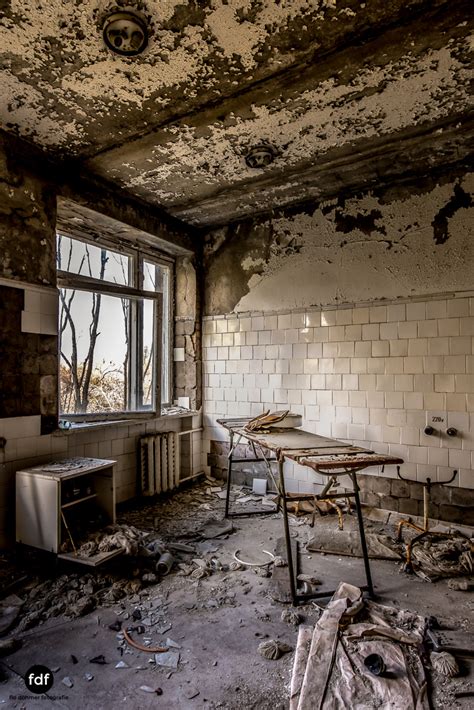 Bis heute ist nicht bekannt, wie viele der sogenannten liquidatoren in tschernobyl im einsatz waren. Die Poliklinik Prypjat 2 — Flo Doehmer Fotografie
