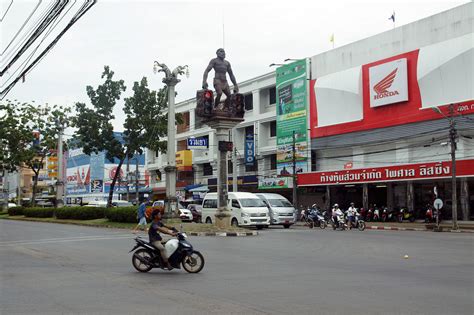 Dalam konteks malaysia, pelancongan terus menjadi sumber utama tukaran wang asing yang menyumbang kepada pertumbuhan ekonomi, pelaburan dan guna tenaga. Pakej Percutian Krabi Thailand 5 Hari 4 Malam [4 PULAU ...
