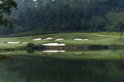 Relax in our lounge, get a meal at our resaurant. Nelson & Haworth :: CITIC Fox Valley Golf Club