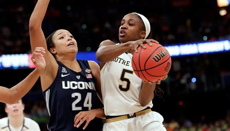 Notre Dame's Jackie Young says she will enter WNBA Draft