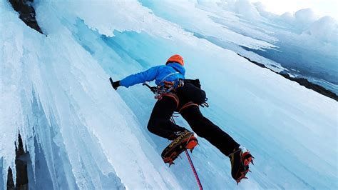 5 Best Places To Ice Climb