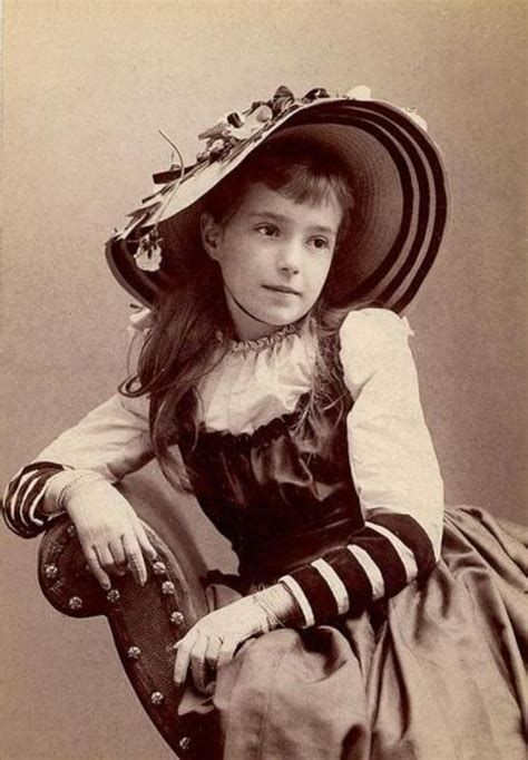 Lovely Portraits Of Victorian Teenage Girls Circa 1840s 90s History Daily Vintage