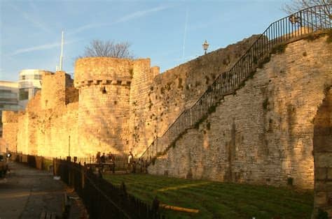 West bromwich albion arsenal vs. Southampton town walls - Wikipedia