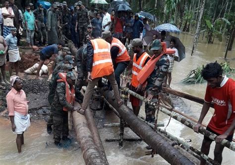 Последние твиты от kerala flood relief (@reliefflood). Kerala floods 2018 LIVE UPDATES: Red alert withdrawn in Trivandrum, CM puts death toll at 167
