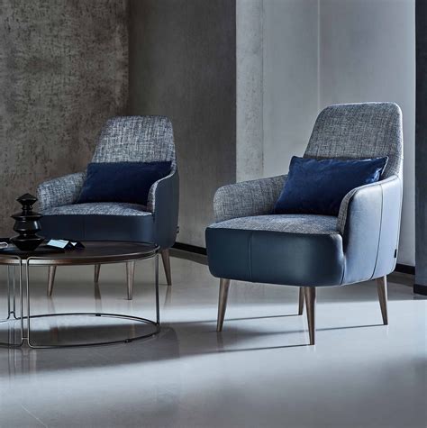 I nuovi mobili nativo™ attirano l'attenzione per l'alto livello di qualità e il design innovativo e moderno. Pin su Poltrone