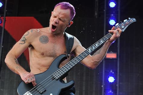 Red Hot Chili Peppers Bassist Flea To Pen Autobiography