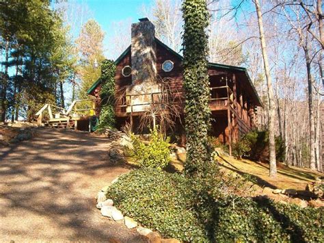 Secluded Cabin In The Smokey Mountains Has Cablesatellite Tv And