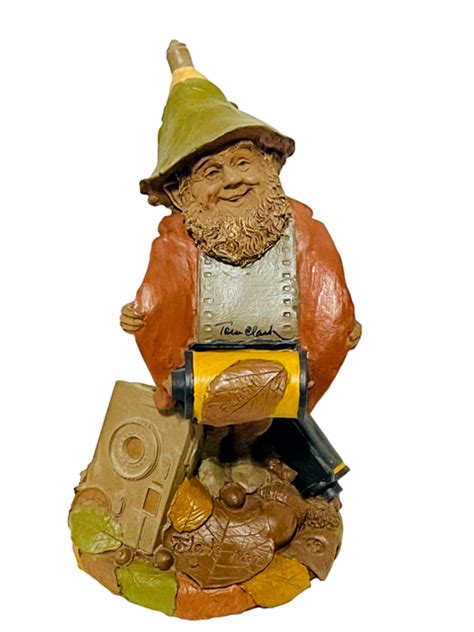 Tom Clark Gnome Figurine Vtg Sculpture Signed Elf Cairn Flash Camera