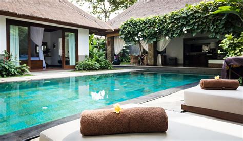 This particular beach villa offers an absolute and true experience that is complete with comfortable hammocks, bean bags, and numerous. In Bali, Luxury Villas in Seminyak With Private Pool Are ...