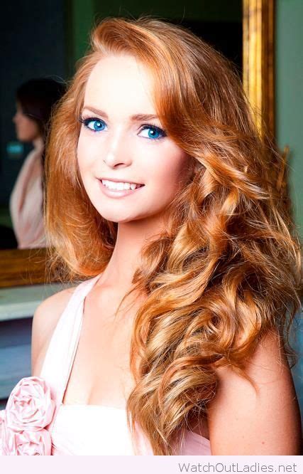 Stunning Red Hair And Blue Eyes Beauty Beautiful Red Hair Irish