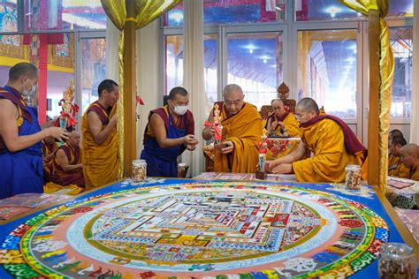 Tibetan Pilgrims Compelled To Return From Dalai Lama Teaching In Bodh
