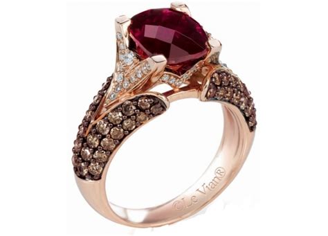 Not every brown diamond qualifies to be a chocolate diamond. Chocolate Diamond Rings for a Fascinating & Unique Look ...