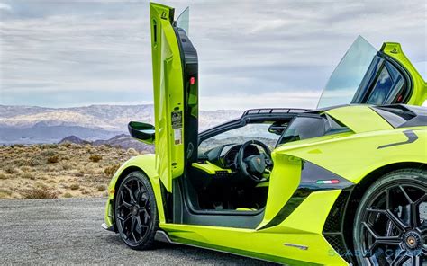 Lamborghini Aventador Svj Roadster Gallery Slashgear