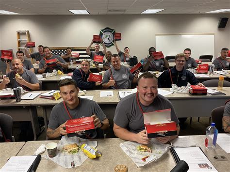 Altamonte Springs Firehouse Subs, donate meals to New Recruits of