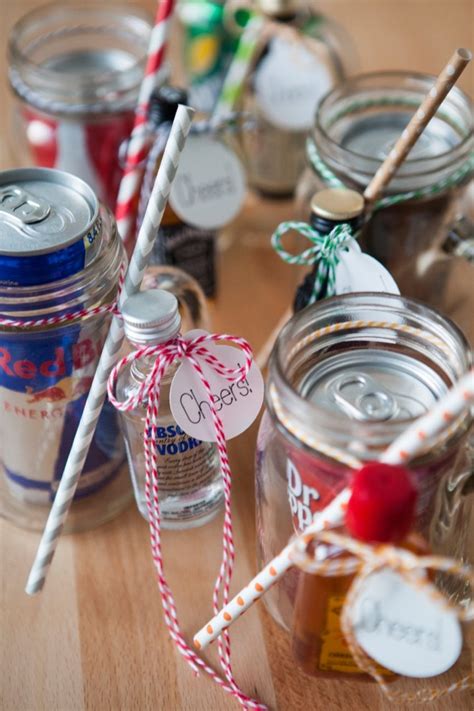 21 Diy Christmas Mason Jars To T Or Decorate With Hot