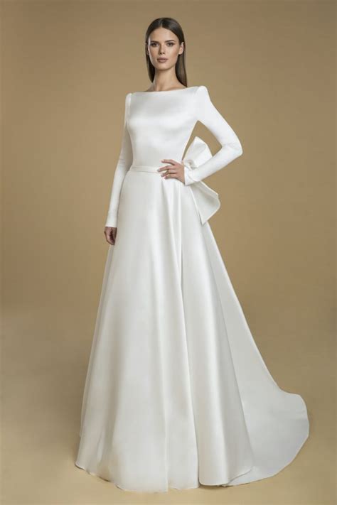 Long Sleeve Designer Wedding Dresses Top Review Find The Perfect Venue For Your Special