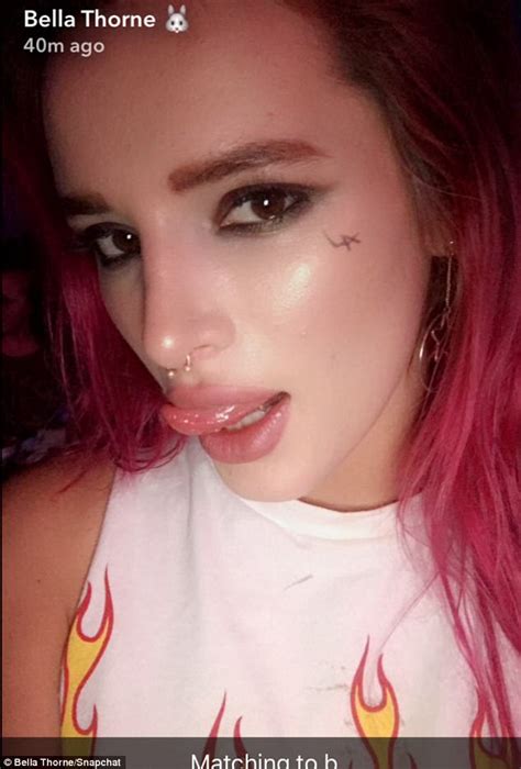 Bella Thorne Flashes The Flesh As She Posts Racy Snap Daily Mail Online