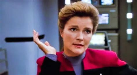 Kathryn Janeway From Star Trek Voyager Charactour