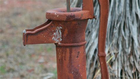 Deep well pumps often combine aspects of centrifugal pumps and injector pumps to move the well's water. How to Prime Well Water Pumps | HomeSteady