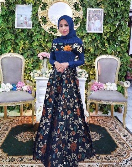 Check spelling or type a new query. Model Baju Gamis Kombinasi Batik 2019 di 2020 | Muslim ...