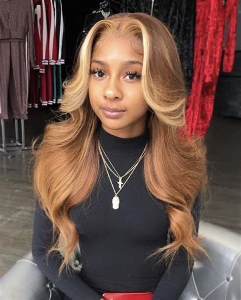 You will need a hair dye, a creme developer, a special highlight applicator or comb, aluminum or special wrap foil and some gloves. PINTEREST: LIVDHADON🤩 | Blonde hair black girls, Wig ...