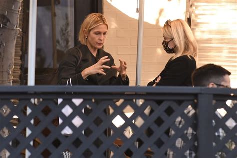 A contemporary california bistro & bar serving breakfast, lunch, dinner & weekend brunch. KELLY RUTHERFORD Out for Lunch at Porta Via Restaurant in ...