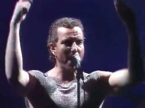 The band fatals picards wrote a song titled bernard lavilliers, satirizing lavilliers' image as a former ad. Bernard Lavilliers - Seigneur de Guerre - Zénith, Mars 1989 - YouTube