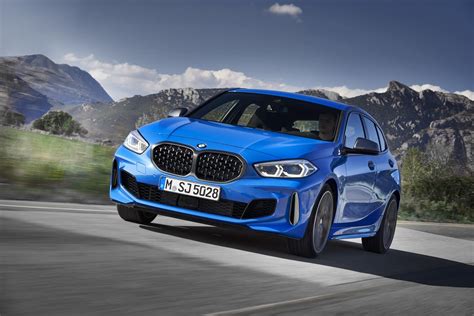 The bmw m2 is the distillation of everything that bmw knows about making the best sports cars: BMW Opens A New FWD Chapter For Its Smallest Model, The ...