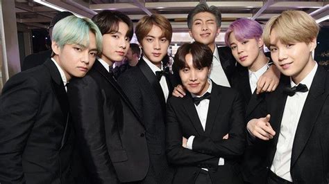 Profil biodata member bts atau bangtan boys lengkap dengan agama. Semua Anggota BTS Raih Top 10 Idola Pria sebagai Best ...