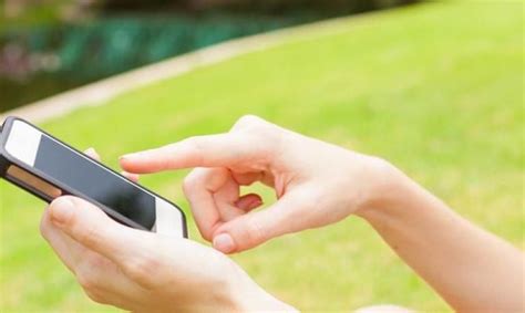 Even seasoned dating app users might be surprised by how many new perks the platform has to offer. Is Tinder Safe, Or Are You Swiping Into Trouble? | Tinder ...