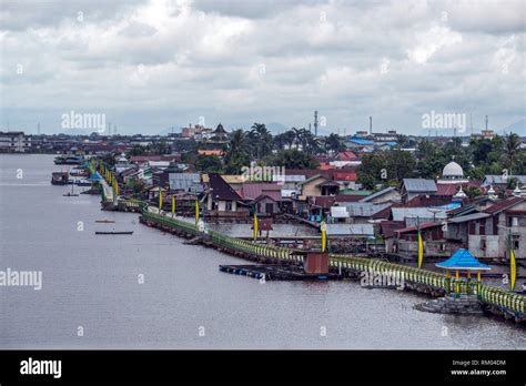 Pontianak Waterfront West Kalimantan Indonesia Stock Photo Alamy