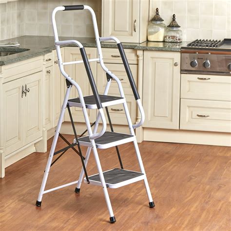 3 Step Project Ladder With Side Handles For Balancing And Grip