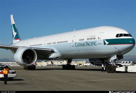 Boeing 777 300er B Kpu Operated By Cathay Pacific Airways Taken By