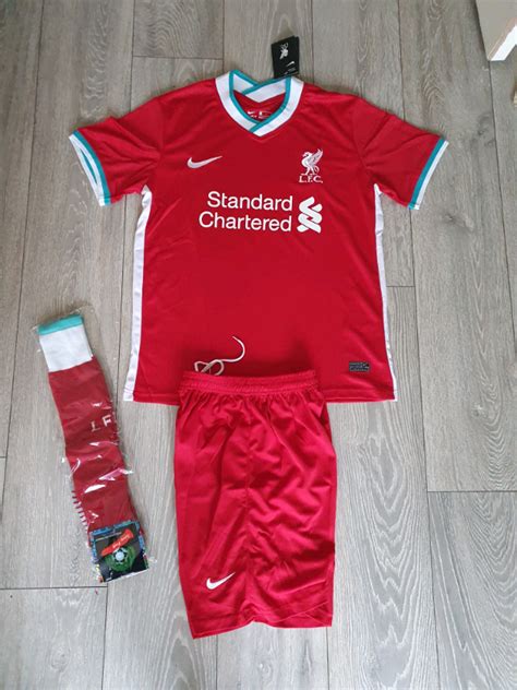 2021 New Season Liverpool Football Kit Nike Tshirt Shorts Small In